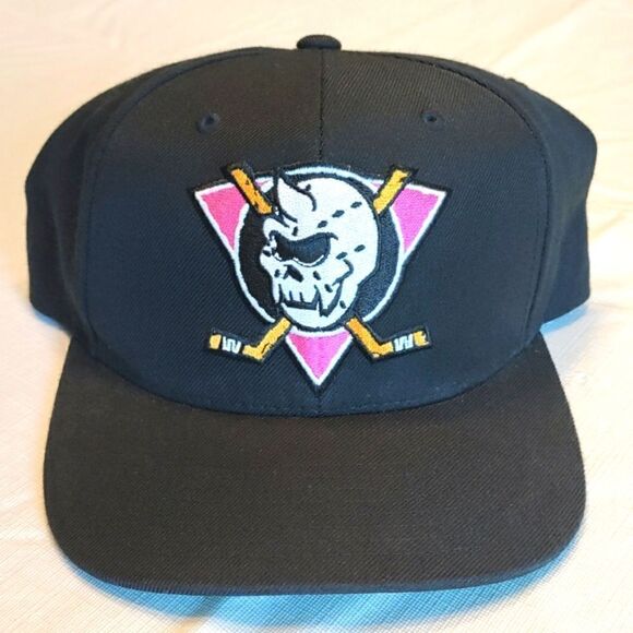 Mishka MNWKA Hockey Skull/Ducks Hat - Picture 1 of 10